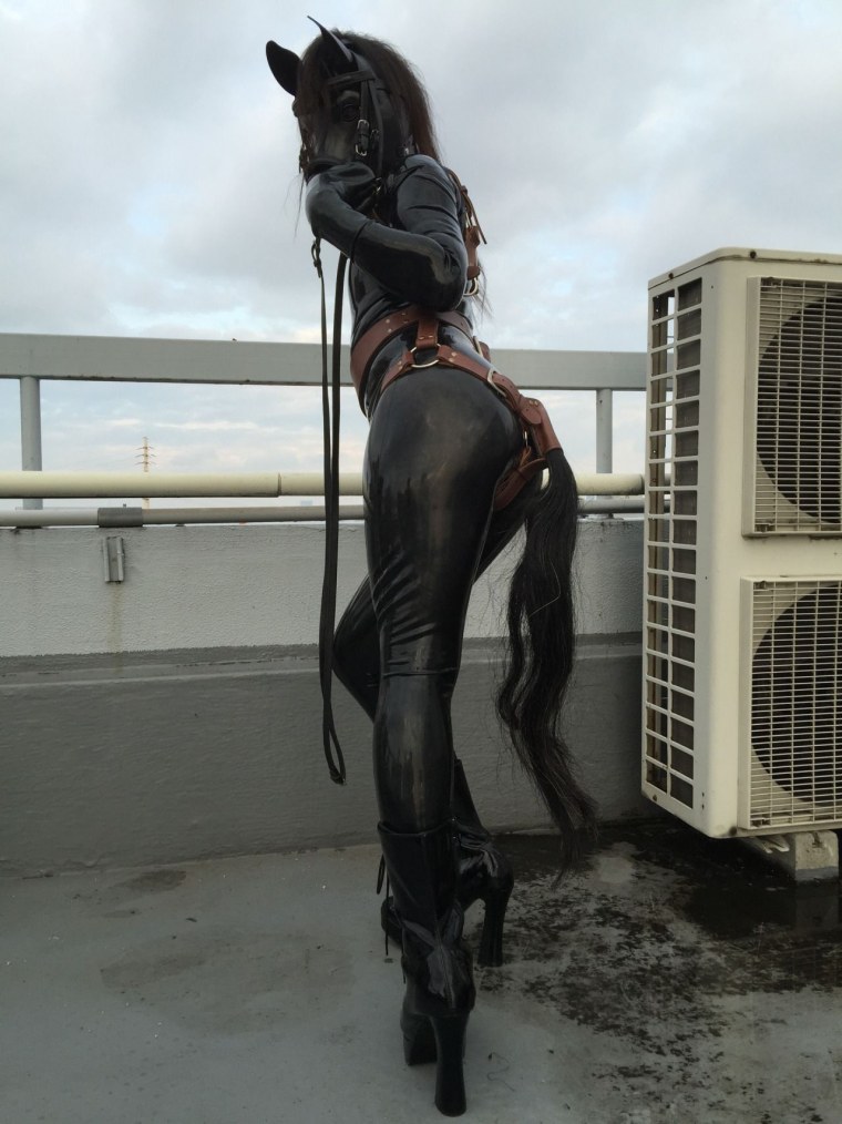 Pony Play Раббер-пони