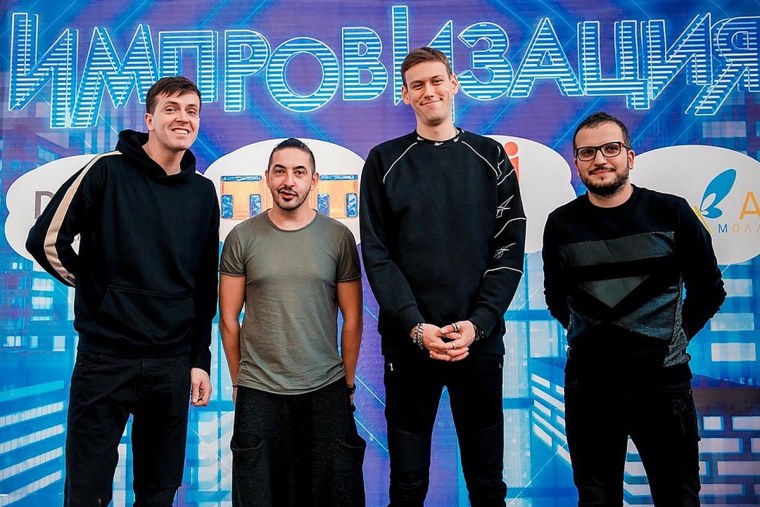 Антон Шастун Арсений Попов Сергей Матвиенко и Дмитрий позов