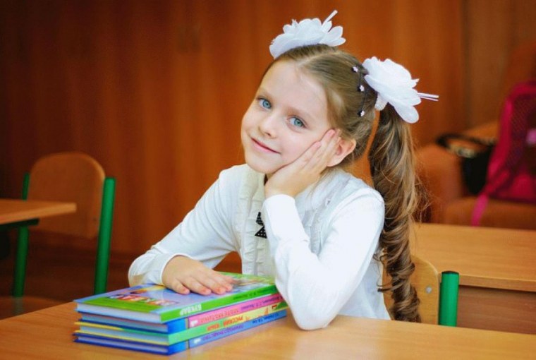 Красивые выпускницы