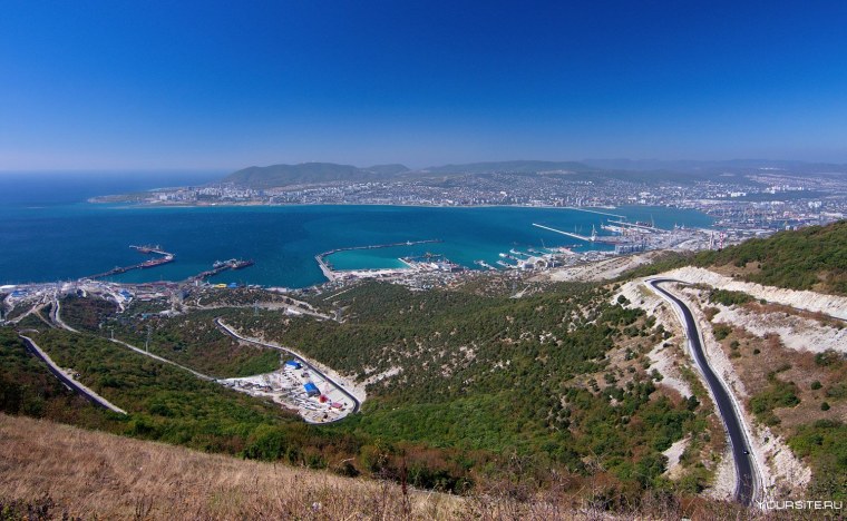 Геленджик море набережная