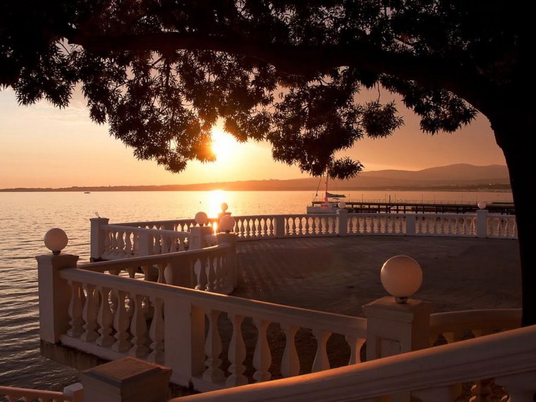 Черное море Утриш