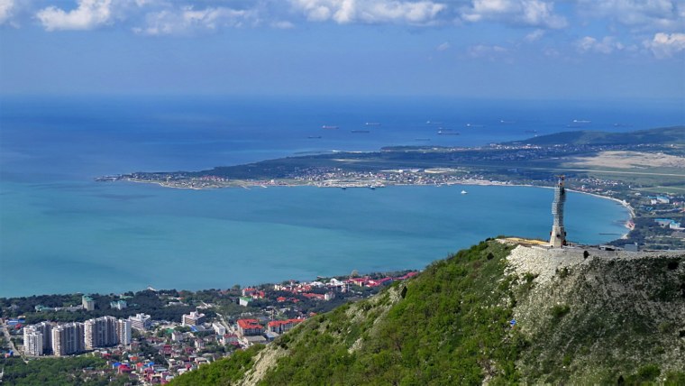 Каменистый пляж в Анапе