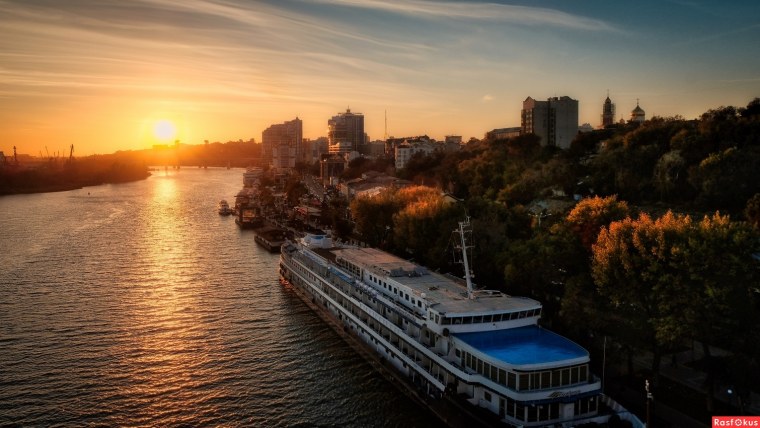 Ночной Ростов на Дону