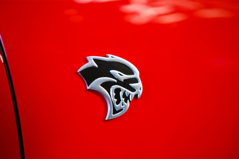 Додж демон эмблема