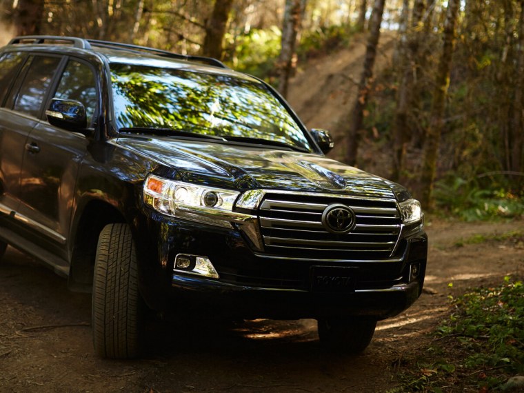 Toyota Land Cruiser 200