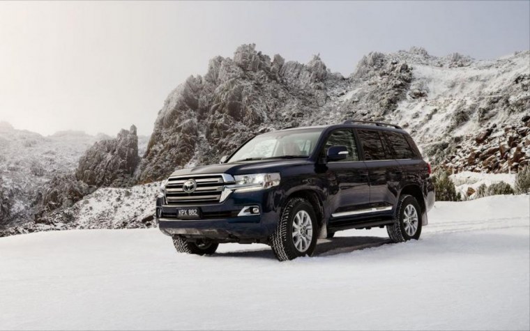 Тойота ленд Крузер 200 2017 года