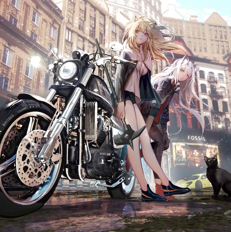 Девушка на мотоцикле арт