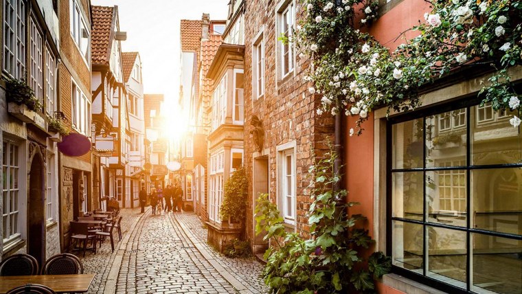 Улочка с кафе в Италии Эстетика