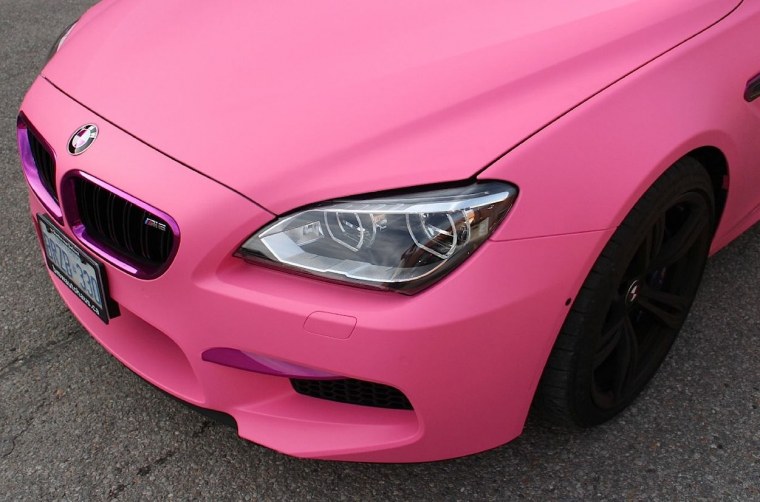 Розовая матовая машина