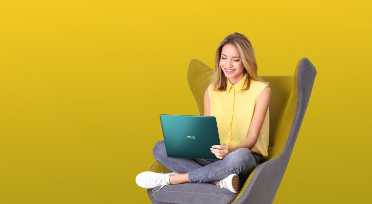 Девушка фрилансер