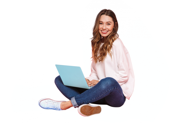 Девушка с ноутбуком