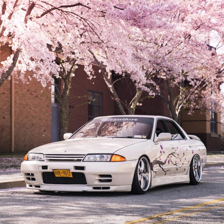 Nissan 180sx розовый