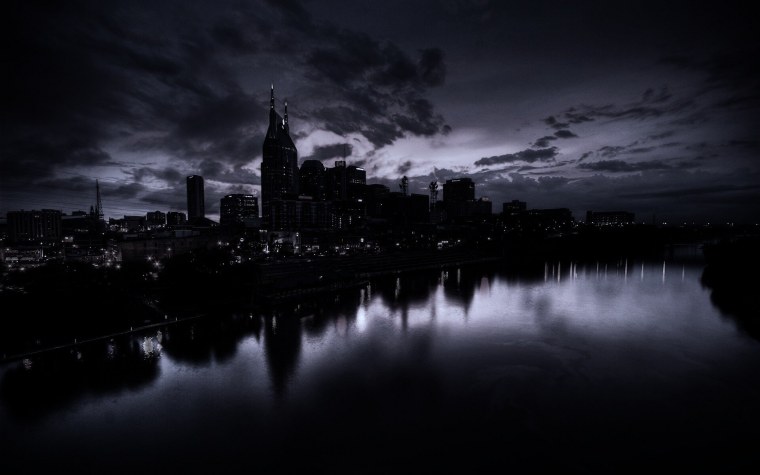 Тёмный город