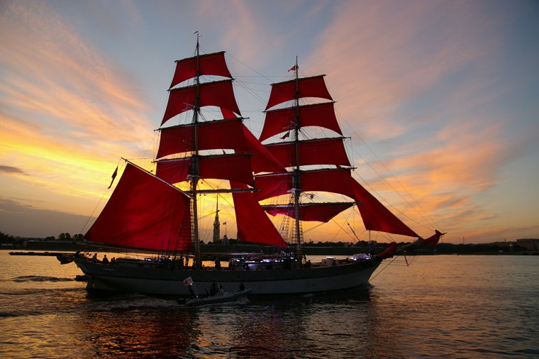 Алые паруса Питер Крузенштерн