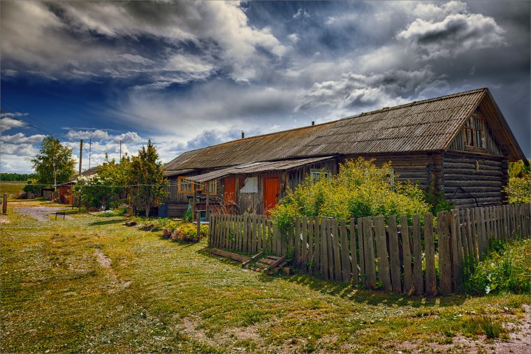 Деревенская природа после дождя