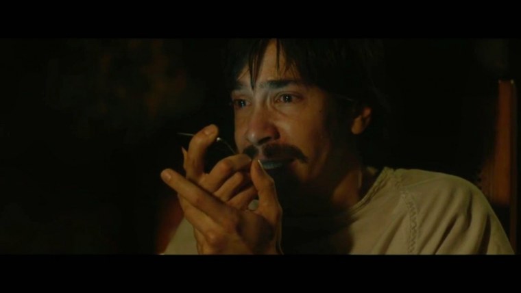 Бивни из бумаги