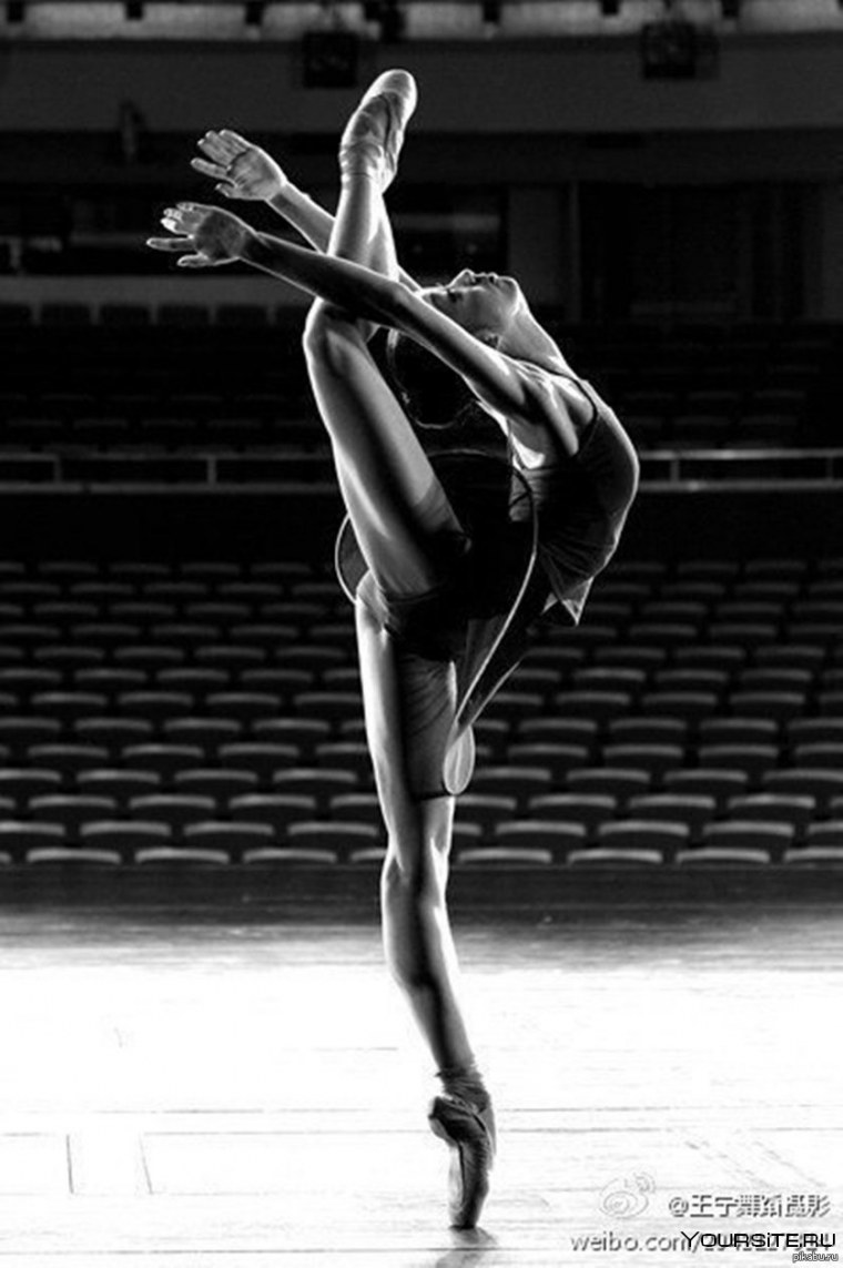 Красивые гимнастки