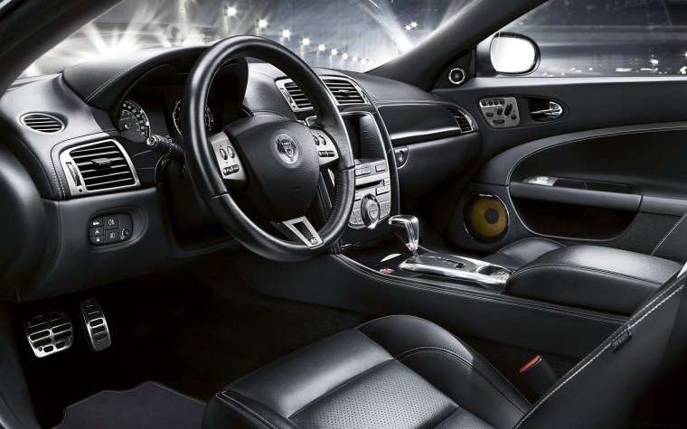 Ягуар XKR 2012 салон