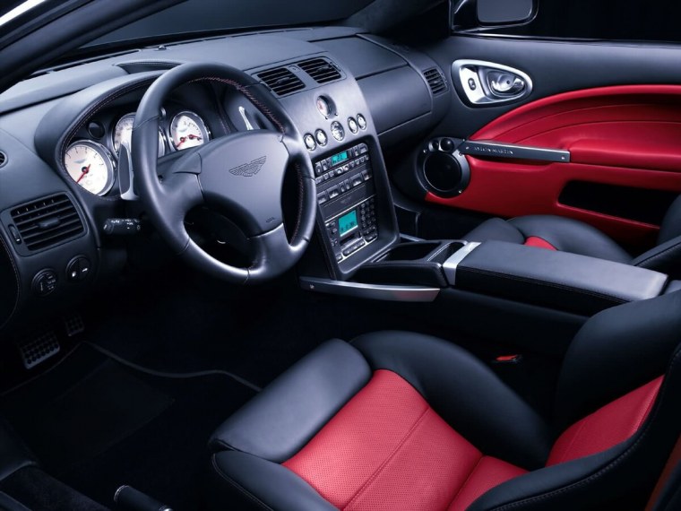 Aston Martin v12 Vanquish s 2004