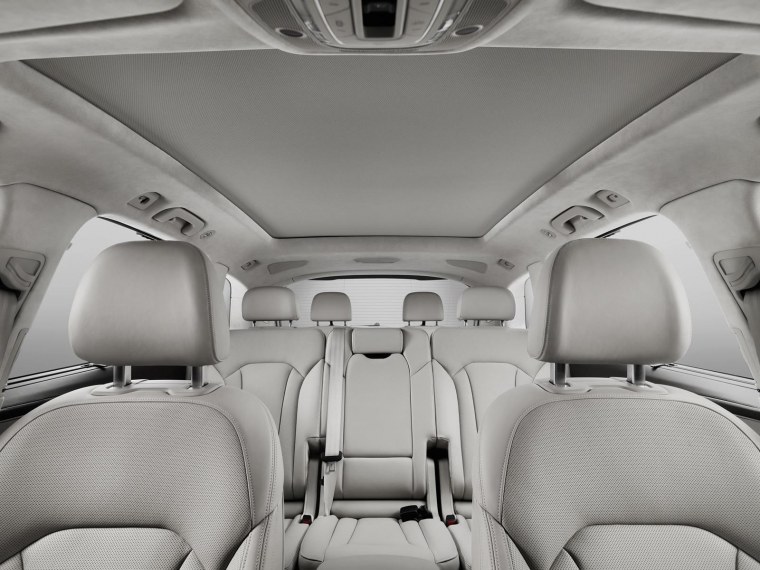 Ауди q7 салон