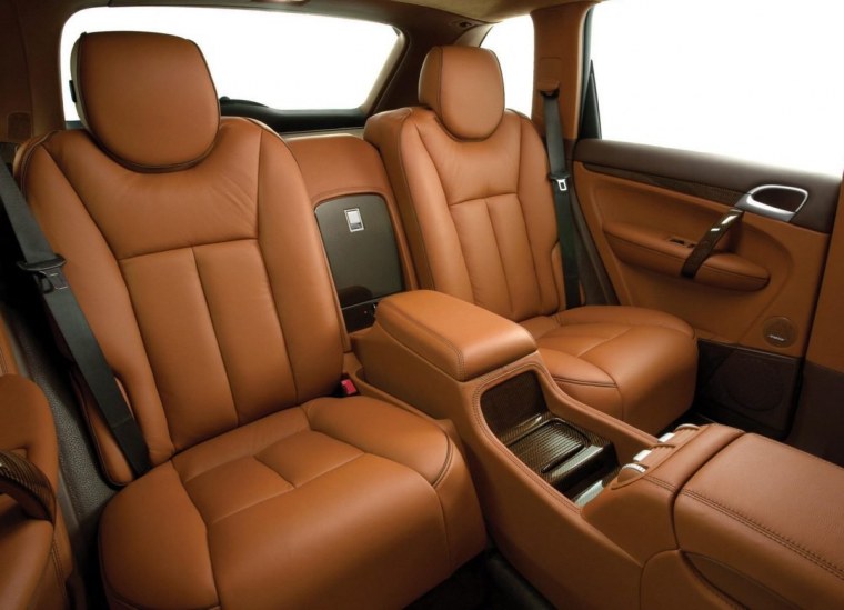 Порше Кайен с кожаным салоном