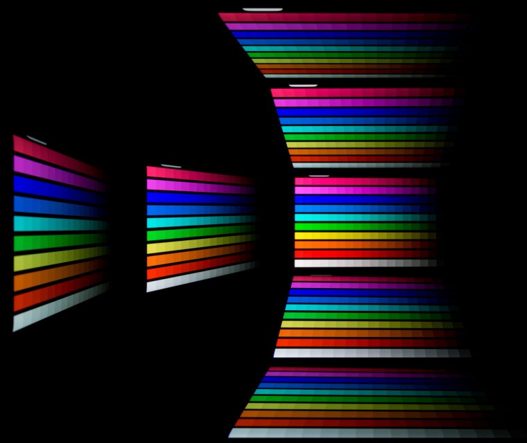 Черный неон