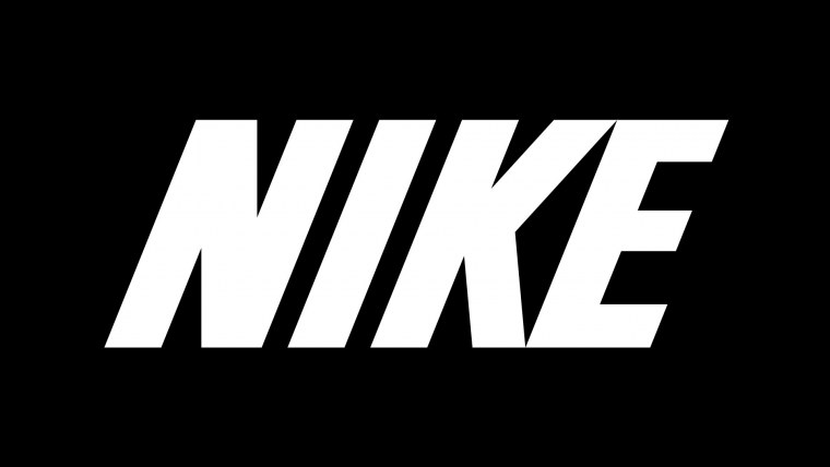 Nike на черном фоне