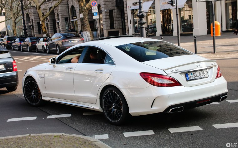 Mercedes CLS 63 AMG shooting Brake