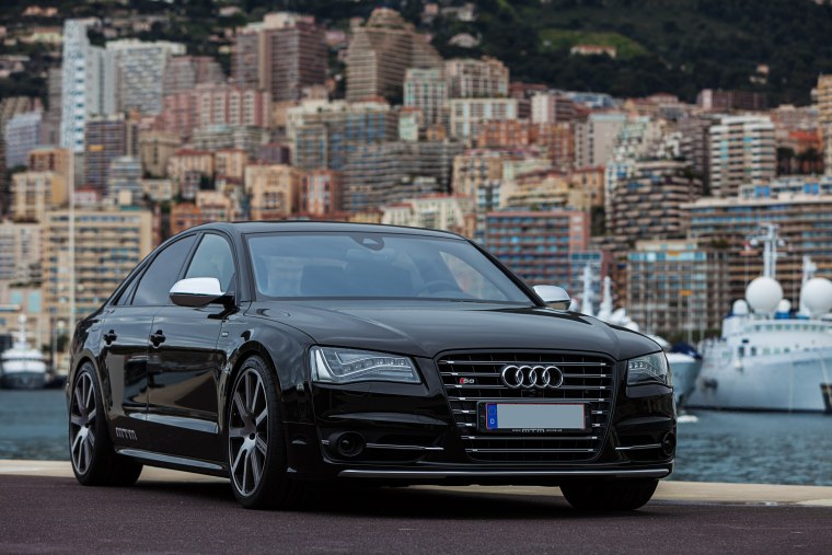 Audi s8 2013