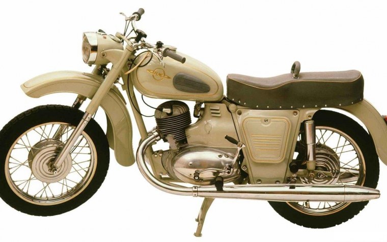 Модель мотоцикла м-100 1:24 Модимио