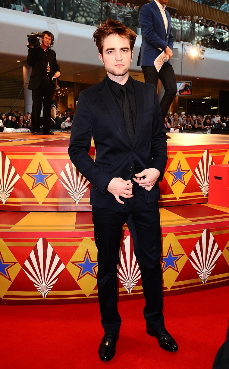 Роберт Паттинсон в полный рост