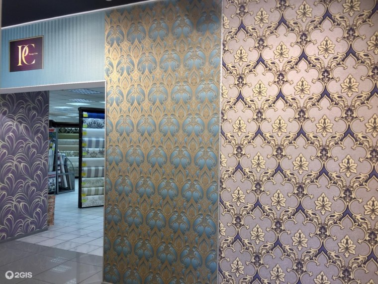 Дом Куприяна модных обоев