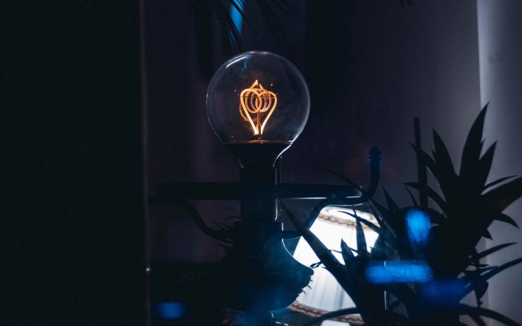 Лампочка Минимализм