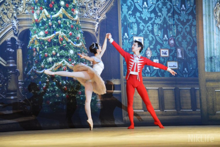 Барби и Щелкунчик / Barbie in the Nutcracker (2001)