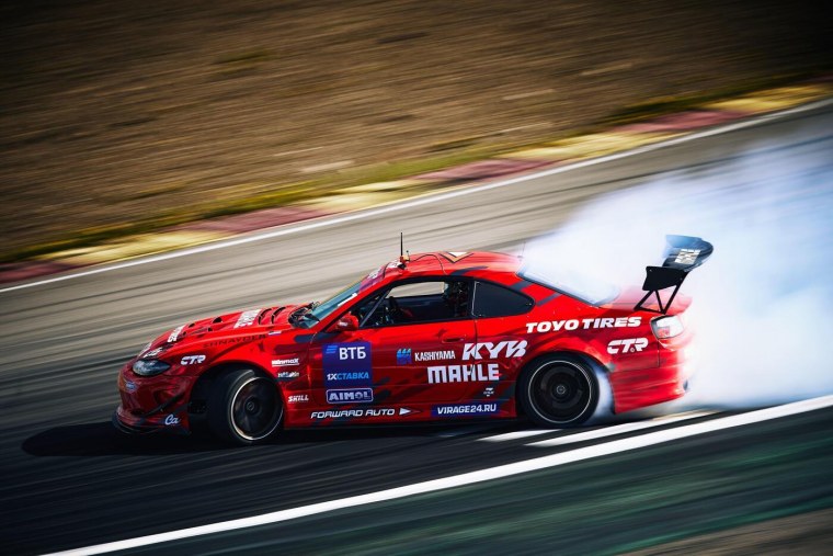 Сильвия с 15 16ч9