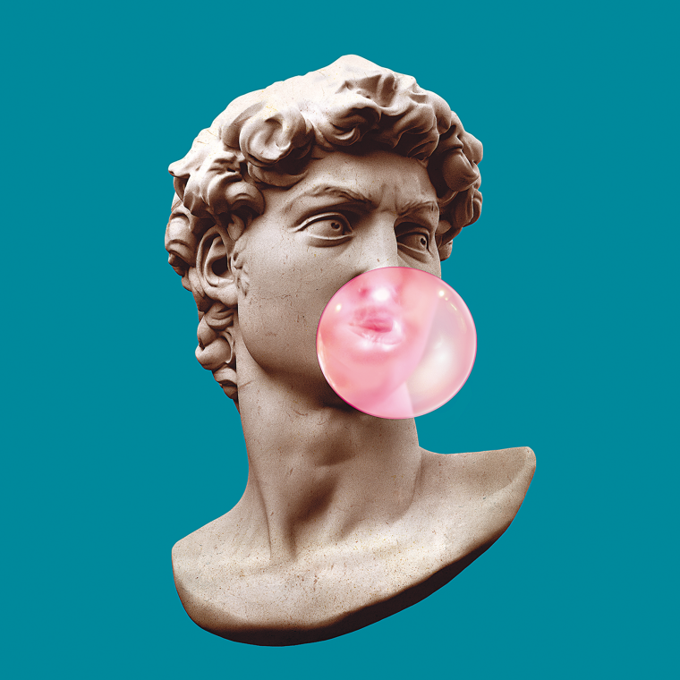 Скульптура Давида с жвачкой