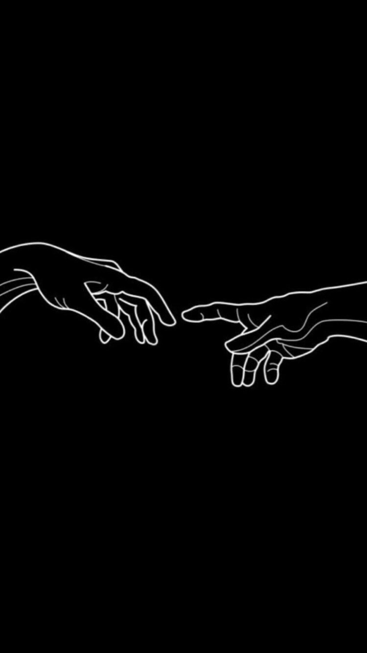 Руки на черном фоне