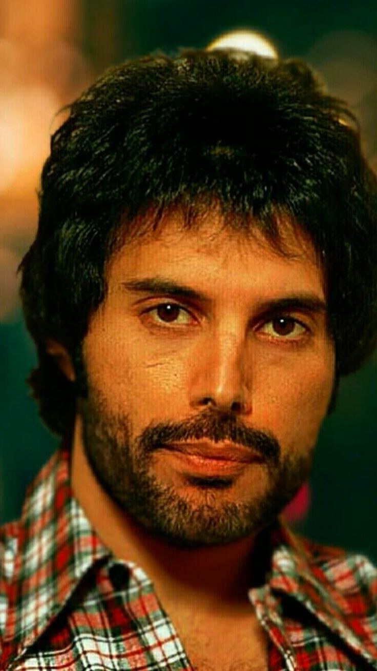 Фредди Меркьюри красивый