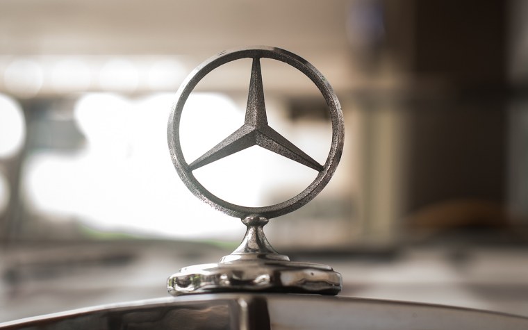 Мерседес логотип 2021