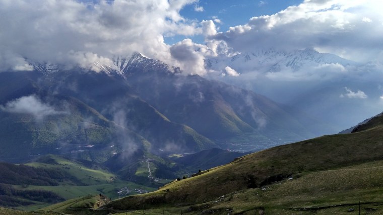 Даргавское ущелье Северная Осетия