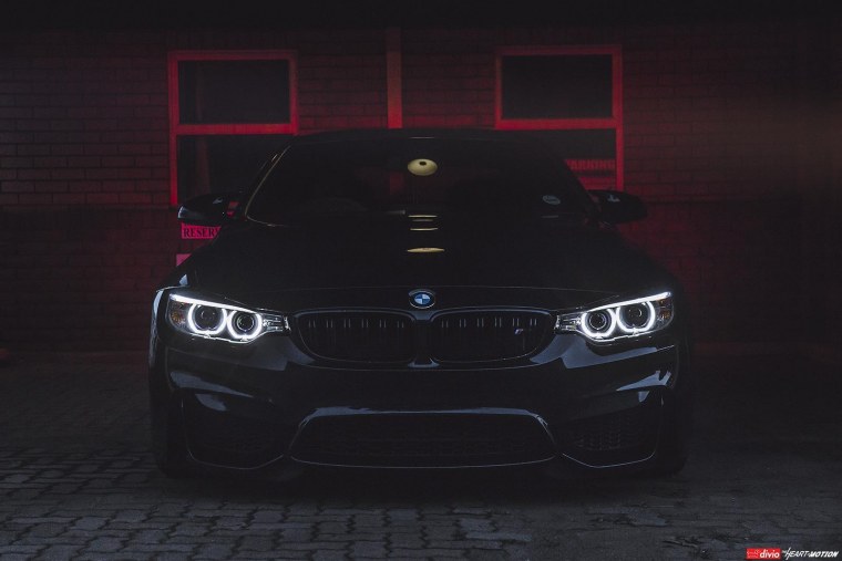BMW m5 f90 ночью