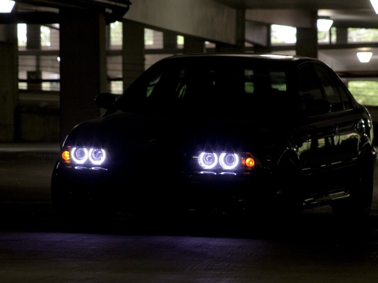 BMW 5 e39 ангельские глазки