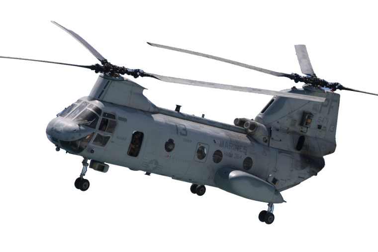 Вертолет Апач на белом фоне