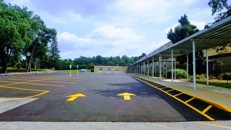 Стоянка без машин