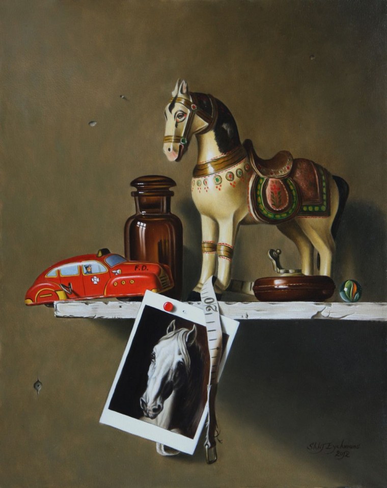 Натюрморт с новогодними игрушками