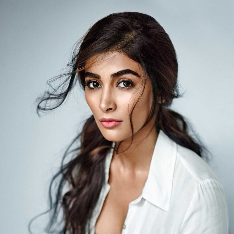 Пуджа Хегде трусах