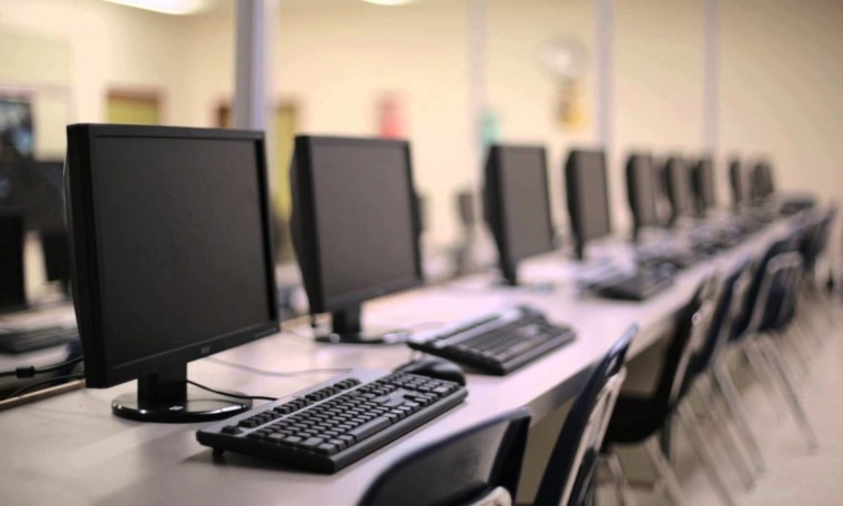 Помещение с компьютерами
