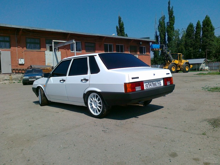 ВАЗ 21099 короткое крыло
