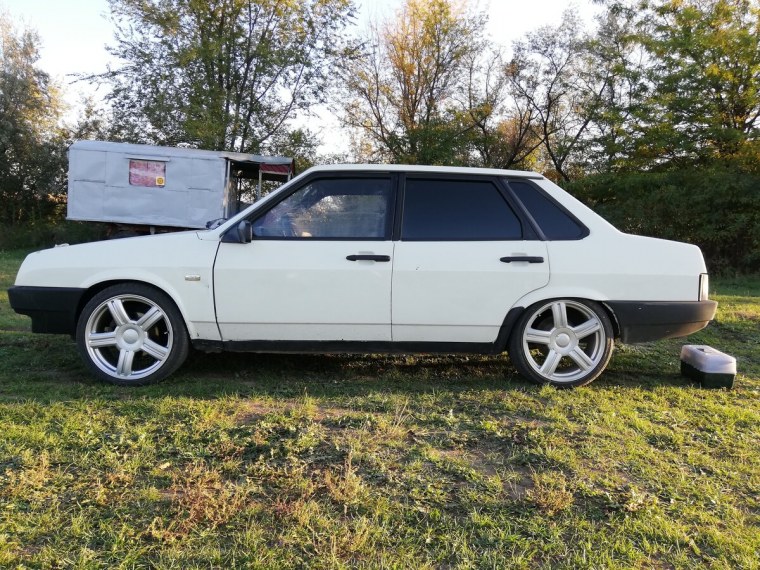 ВАЗ 99 белая