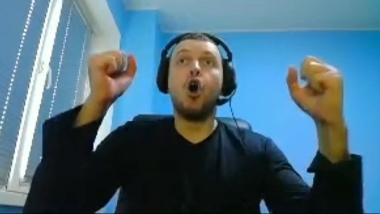 ПАПИЧ кричит